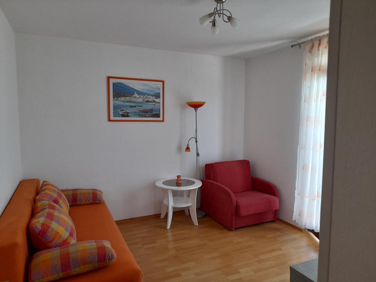 Apartment Plavia Biograd Biograd Na Moru Exteriör bild