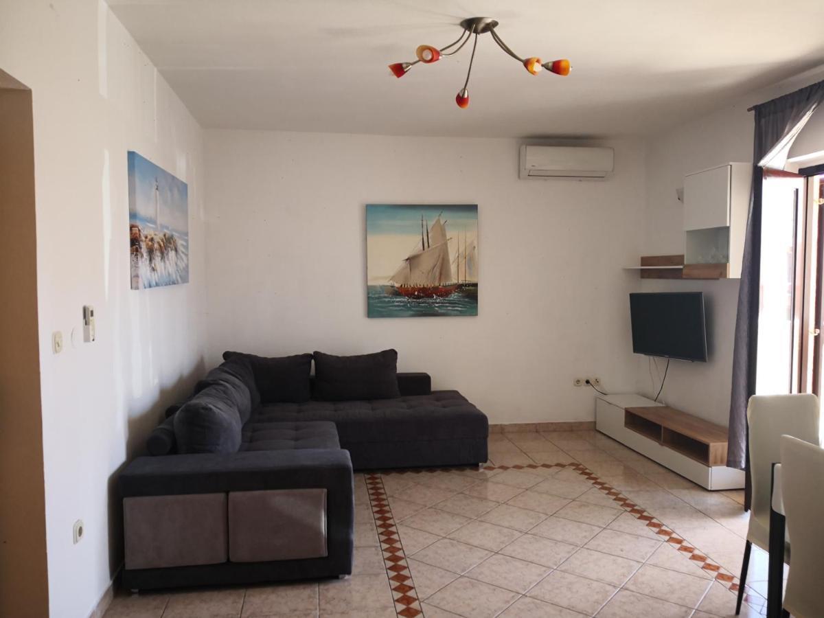 Apartment Plavia Biograd Biograd Na Moru Exteriör bild