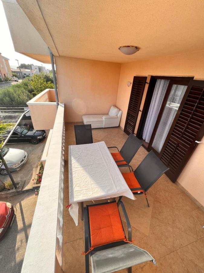 Apartment Plavia Biograd Biograd Na Moru Exteriör bild