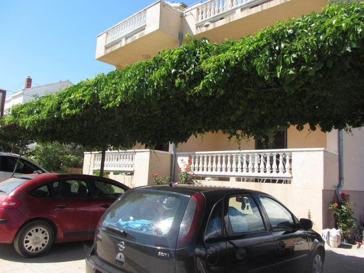Apartment Plavia Biograd Biograd Na Moru Exteriör bild