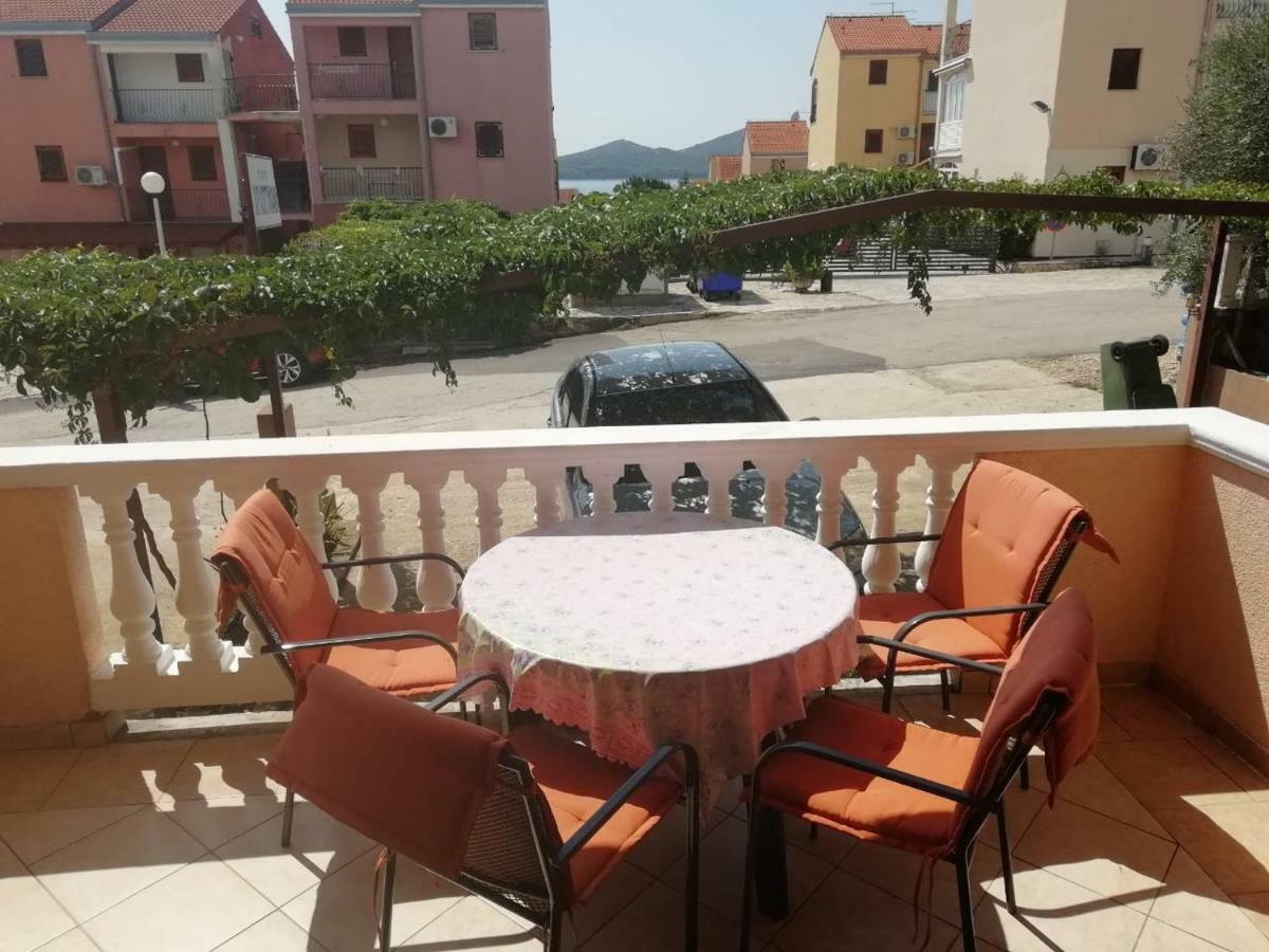 Apartment Plavia Biograd Biograd Na Moru Exteriör bild