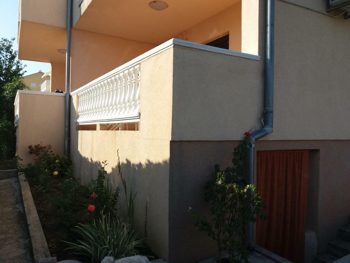 Apartment Plavia Biograd Biograd Na Moru Exteriör bild